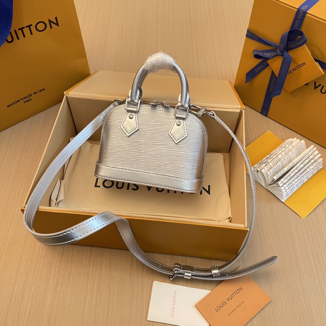 L*ouis V*uitton Top Bag