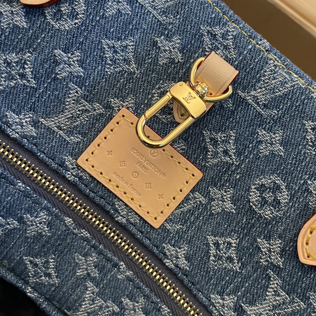 L*ouis V*uitton Top Bag