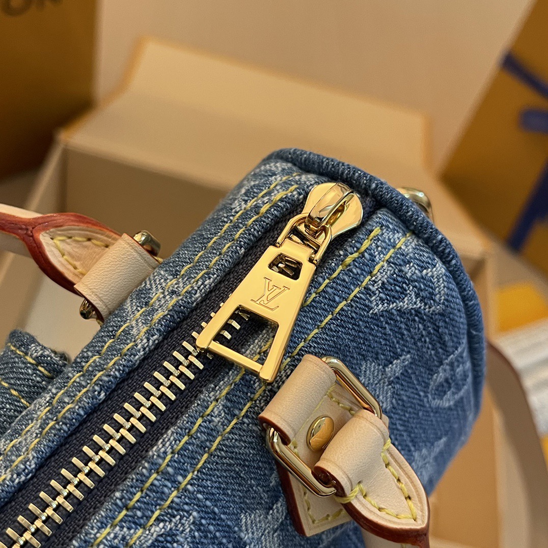 L*ouis V*uitton Top Bag