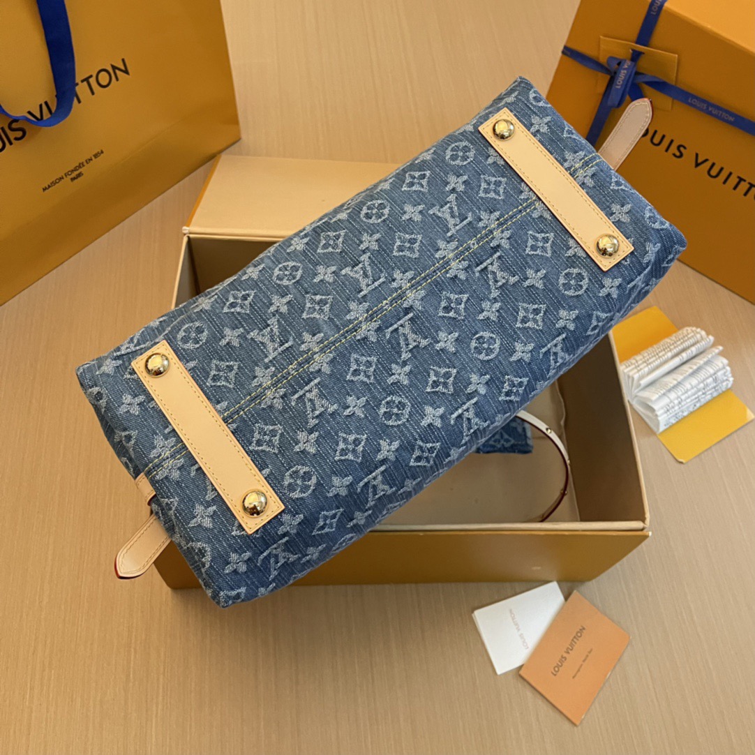 L*ouis V*uitton Top Bag