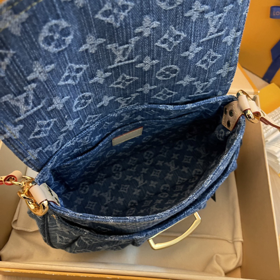 L*ouis V*uitton Top Bag