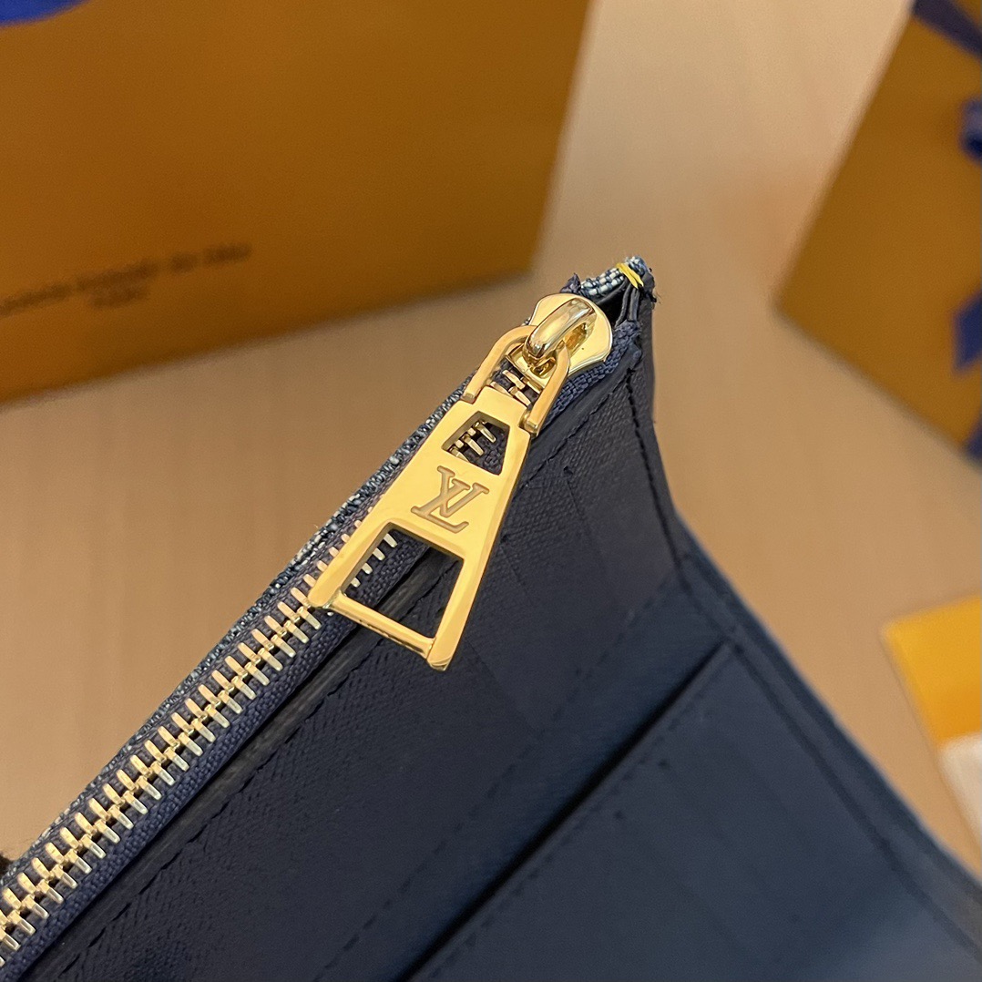 L*ouis V*uitton Top Bag