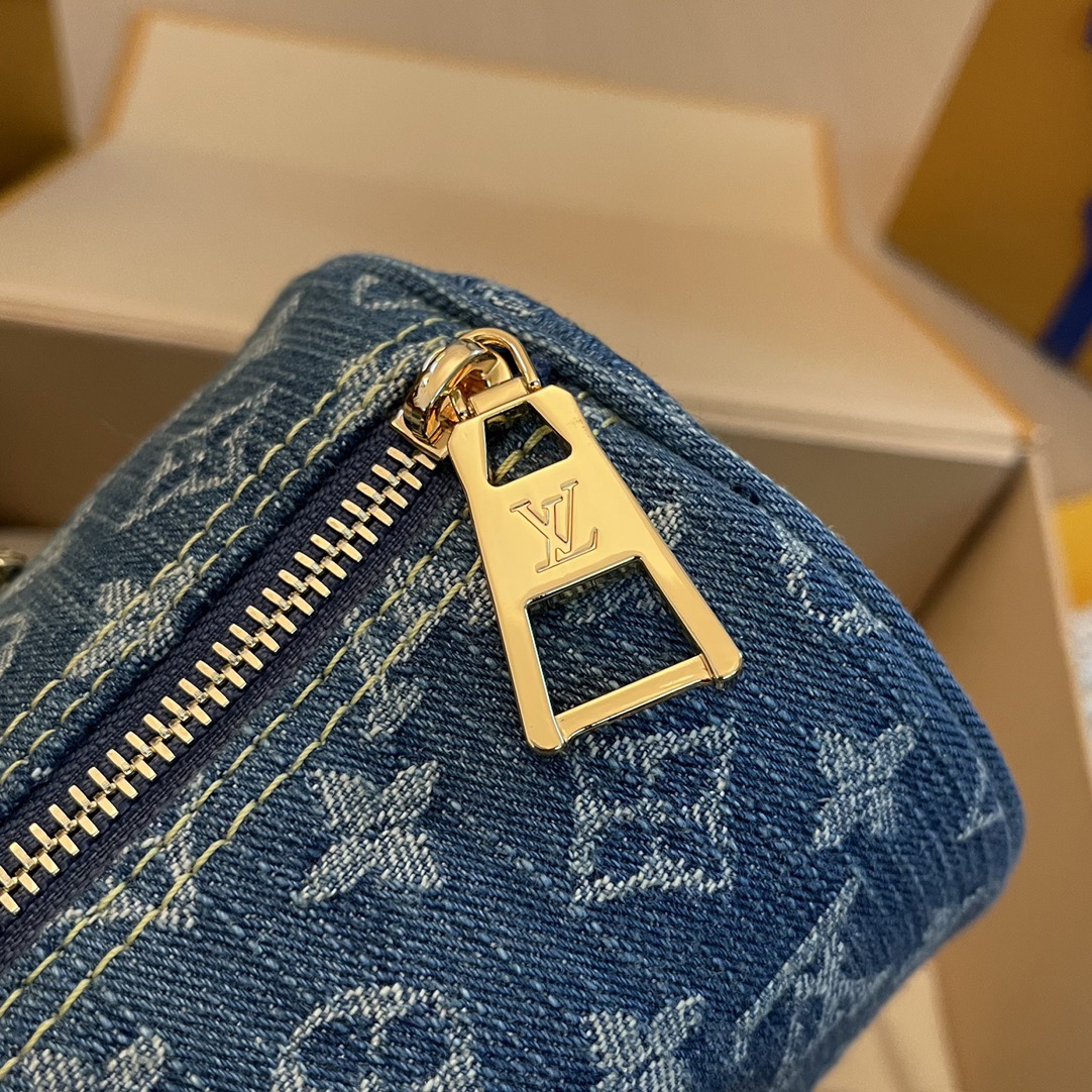 L*ouis V*uitton Top Bag