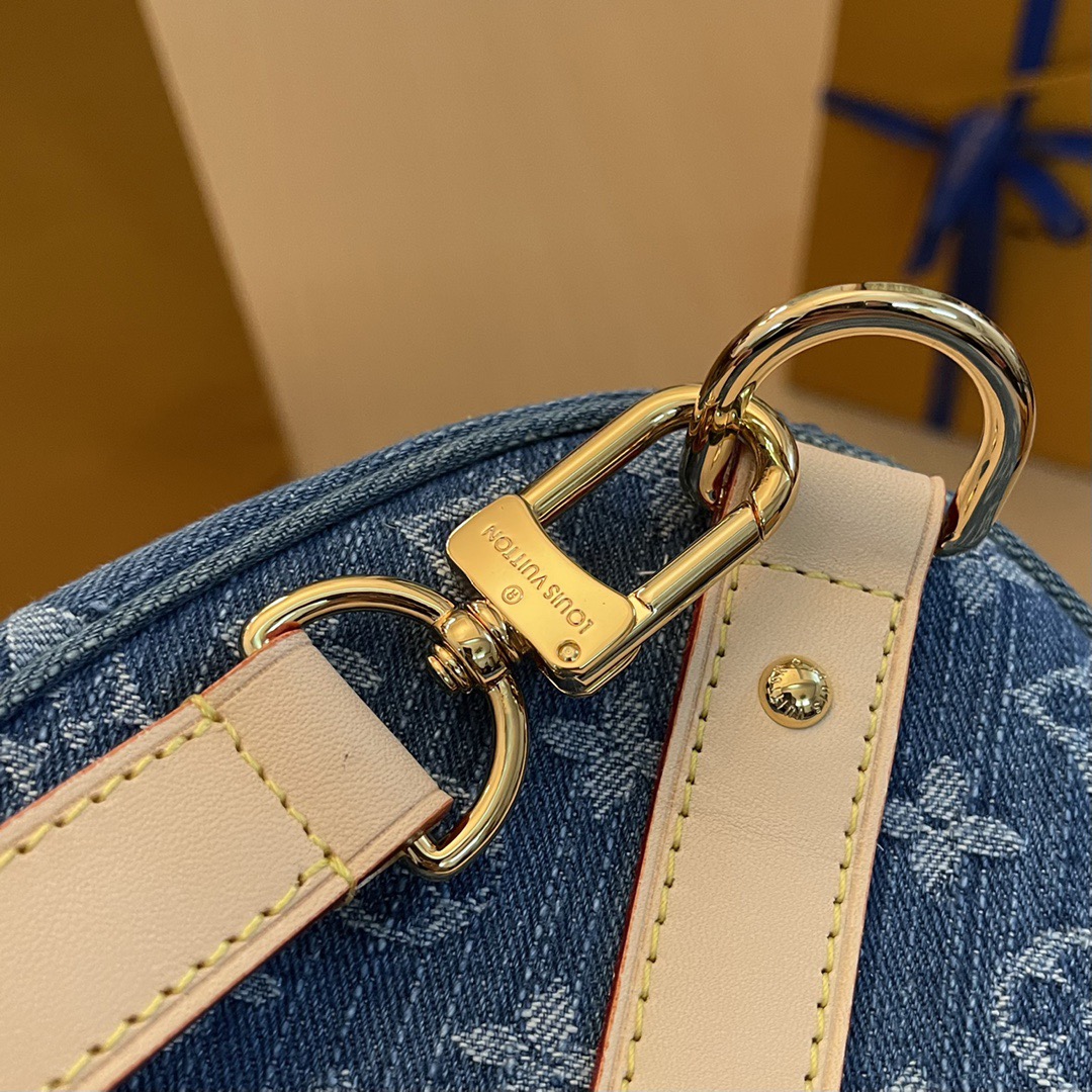 L*ouis V*uitton Top Bag