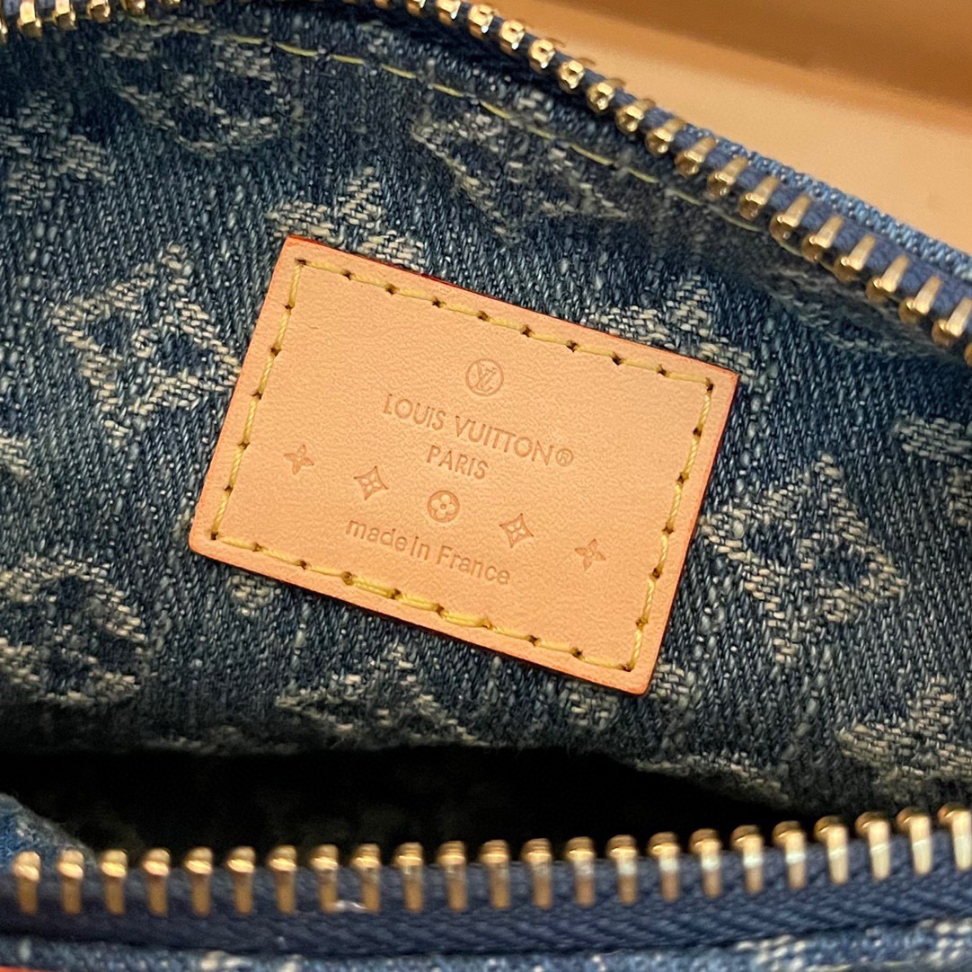L*ouis V*uitton Top Bag