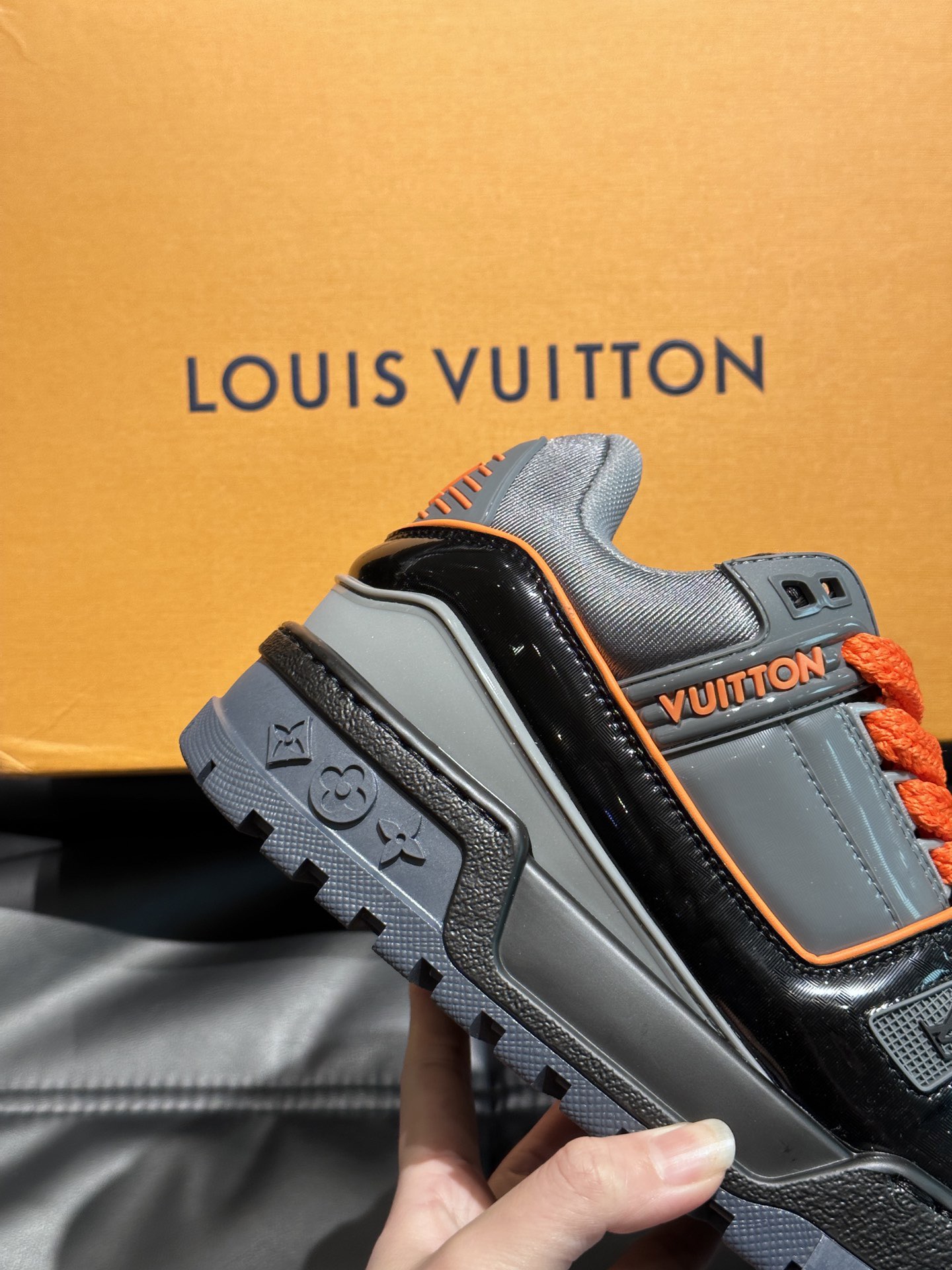 Men Women L*ouis V*uitton Top Sneaker