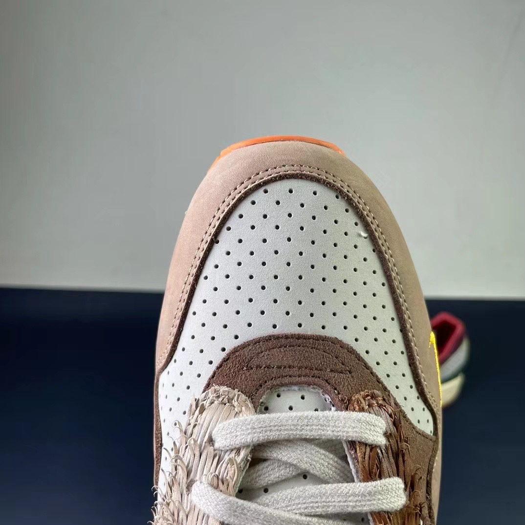 Nike AIR Max 1 luxe