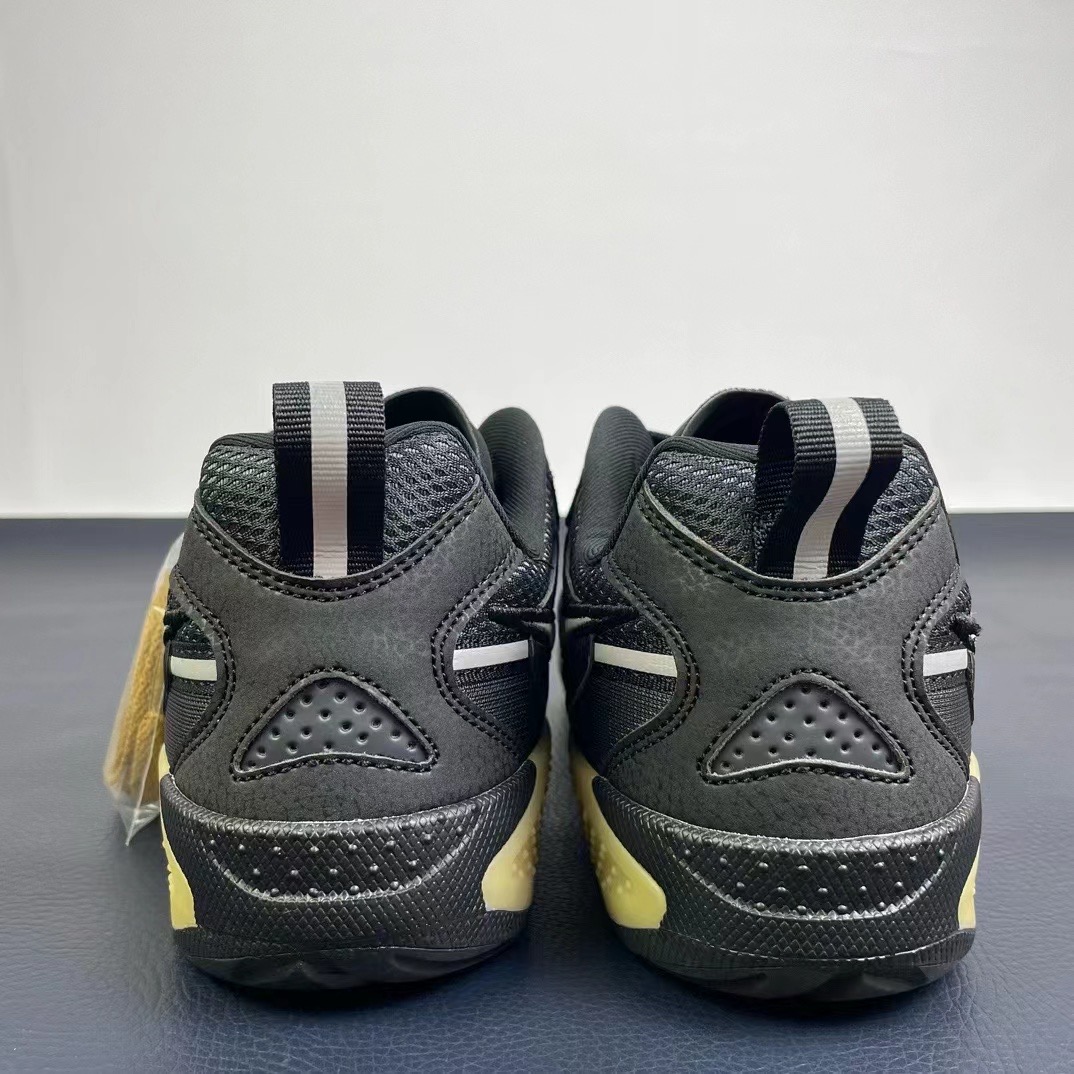 F.utura+ Nike jam