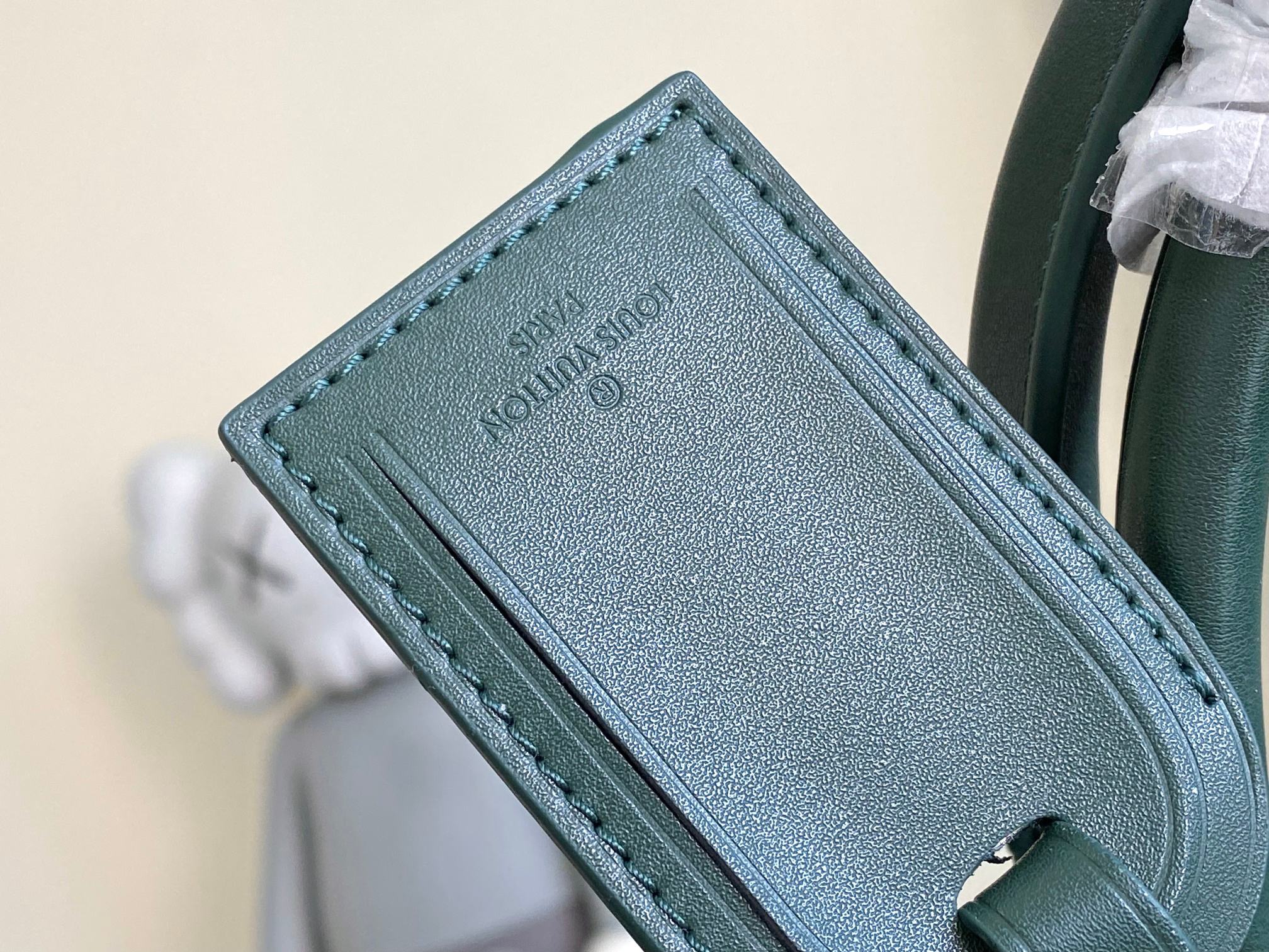 L*ouis V*uitton Top Bag