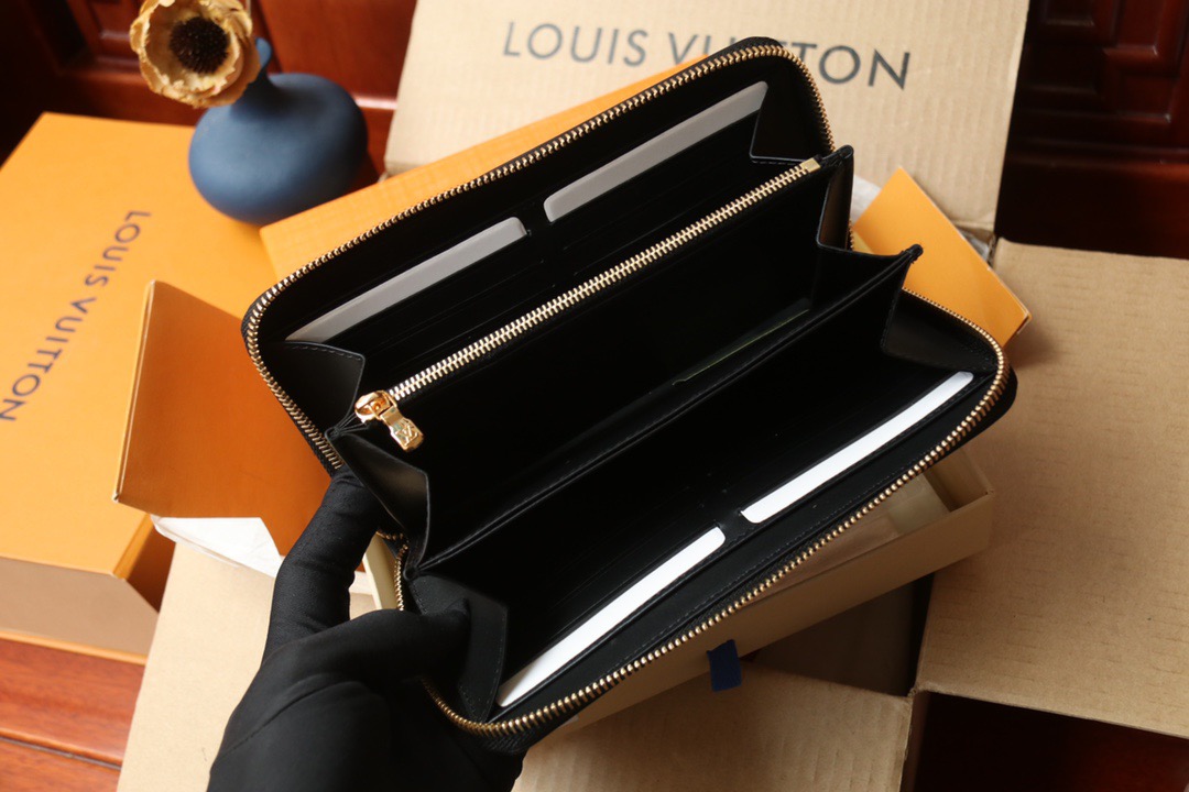 L*ouis V*uitton Top Bag