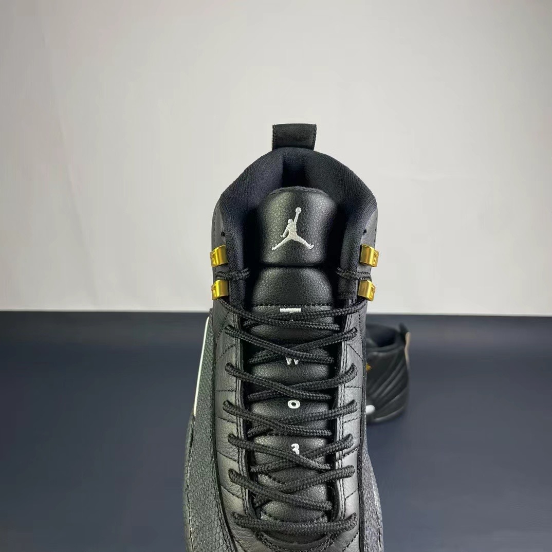 Air Jordan 12