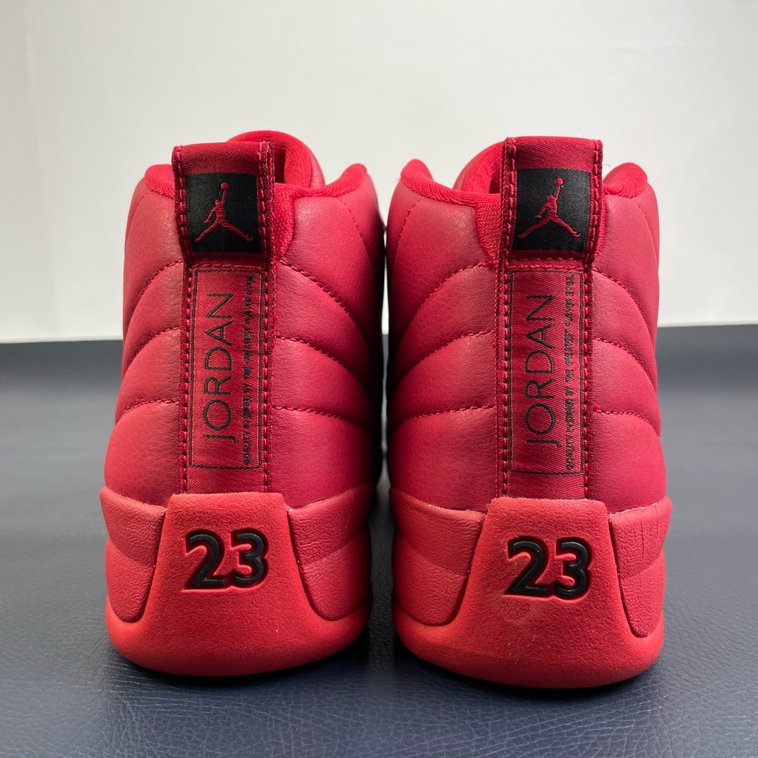 Air Jordan 12