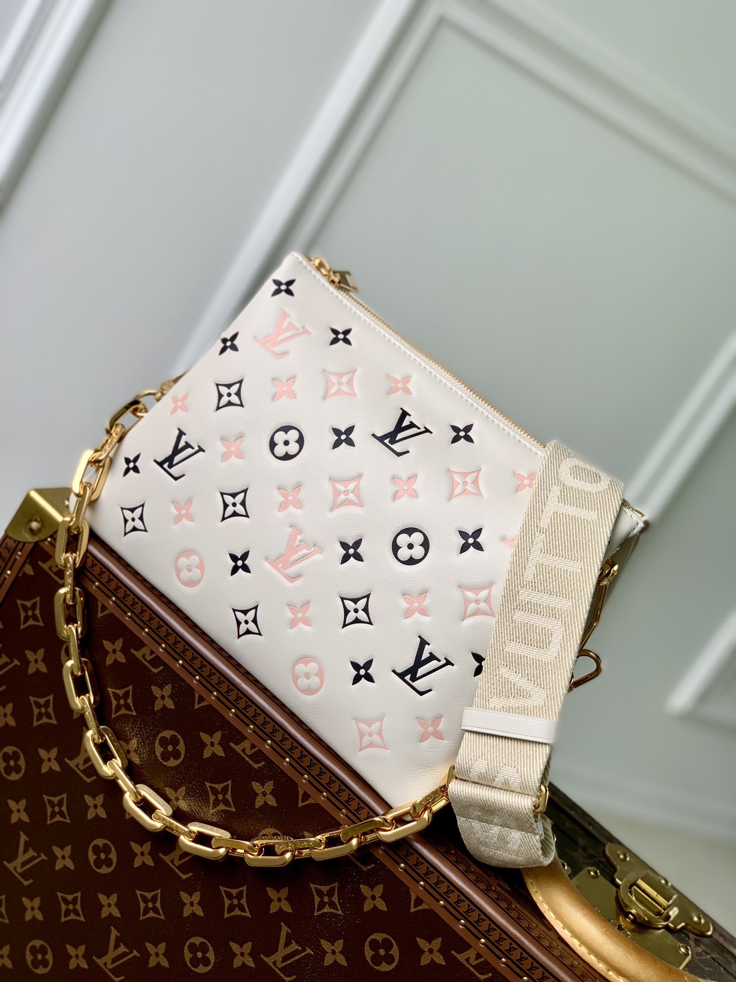 L*ouis V*uitton Top Bag