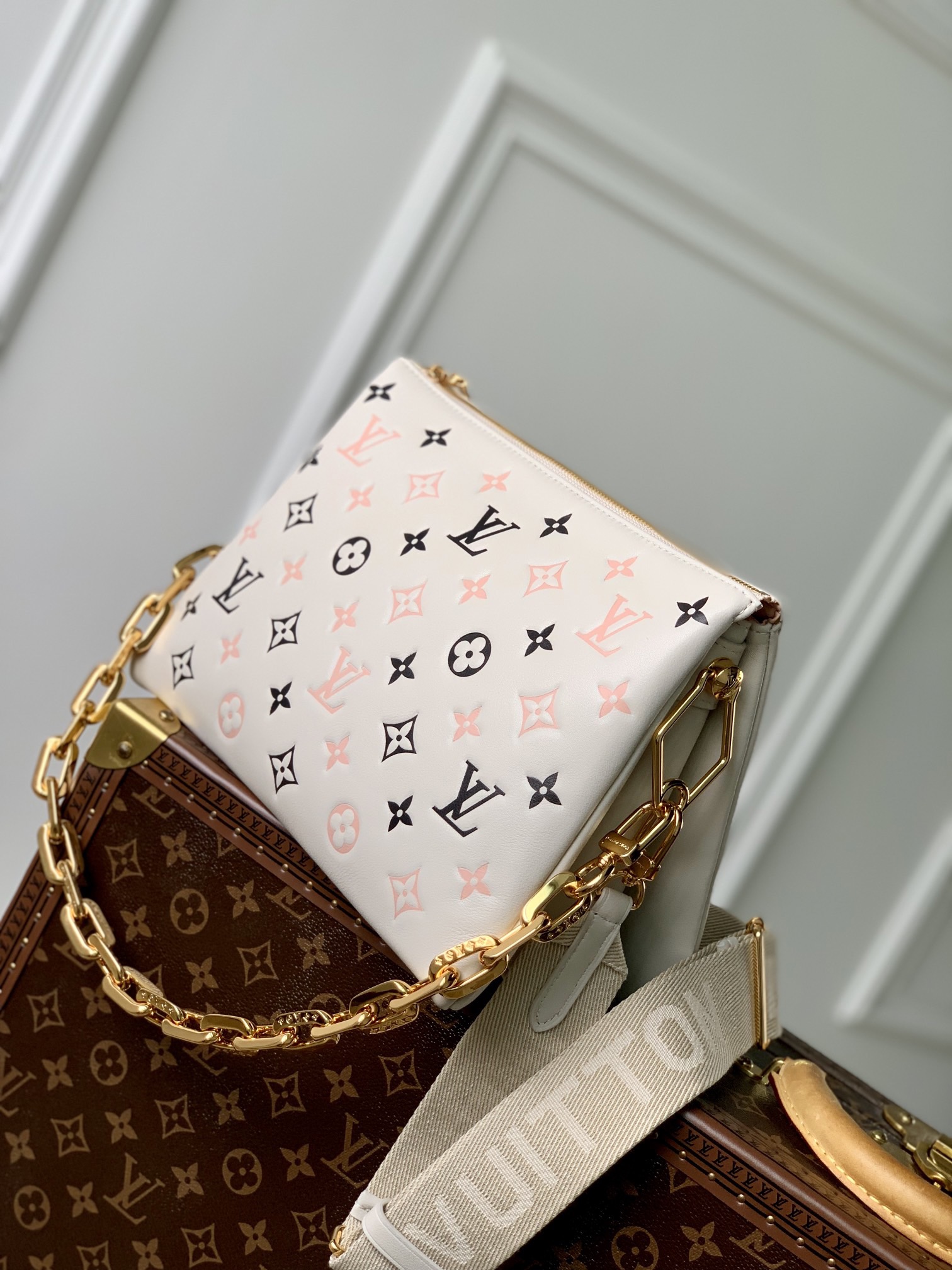 L*ouis V*uitton Top Bag