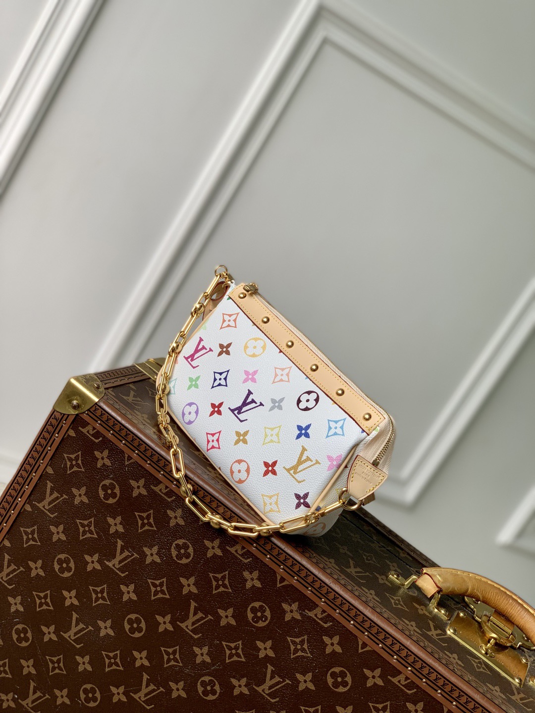 L*ouis V*uitton Top Bag
