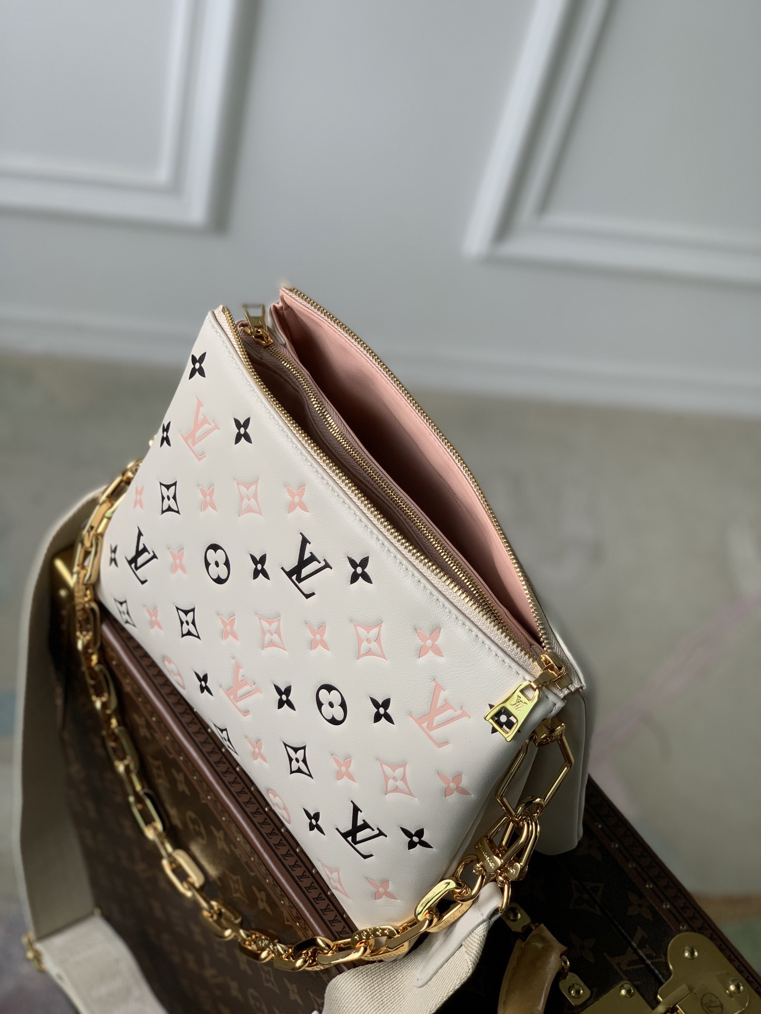 L*ouis V*uitton Top Bag