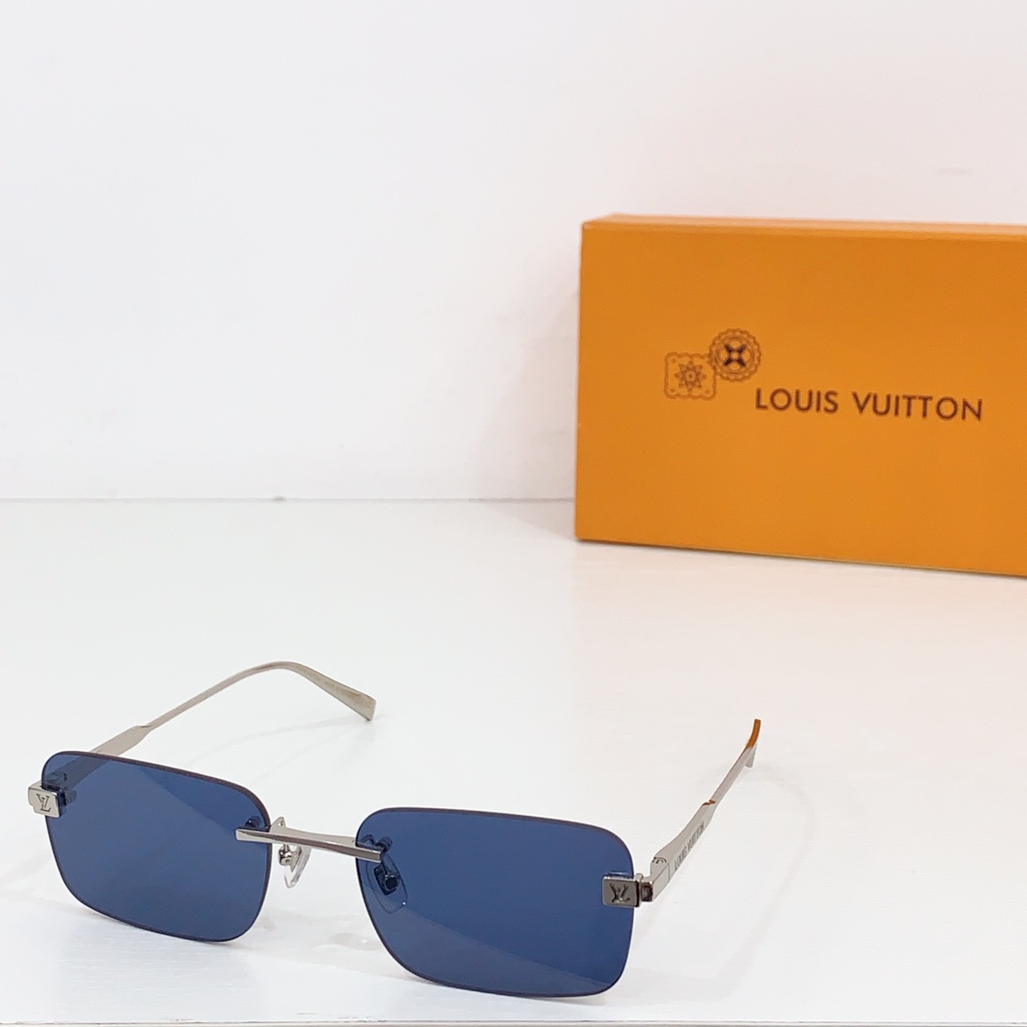 Top Quality L*ouis V*uitton Glasses