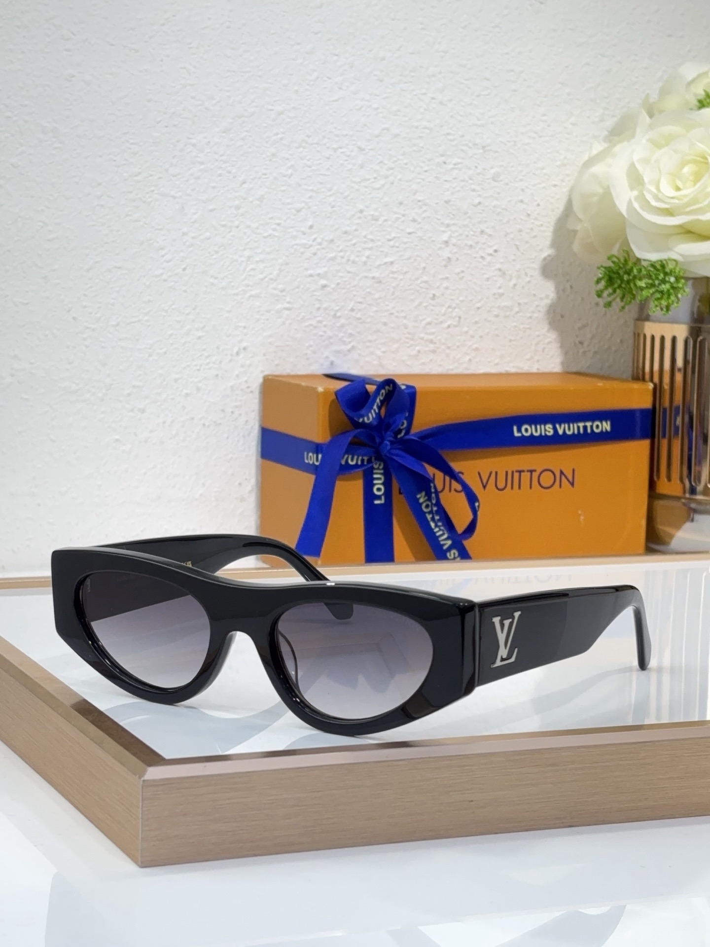 Top Quality L*ouis V*uitton Glasses