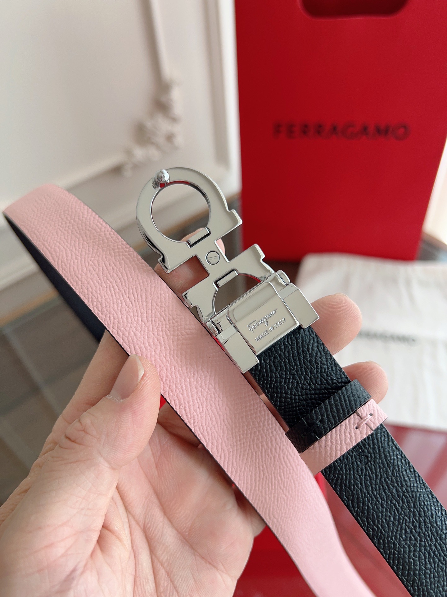 F*erragamo Top Version