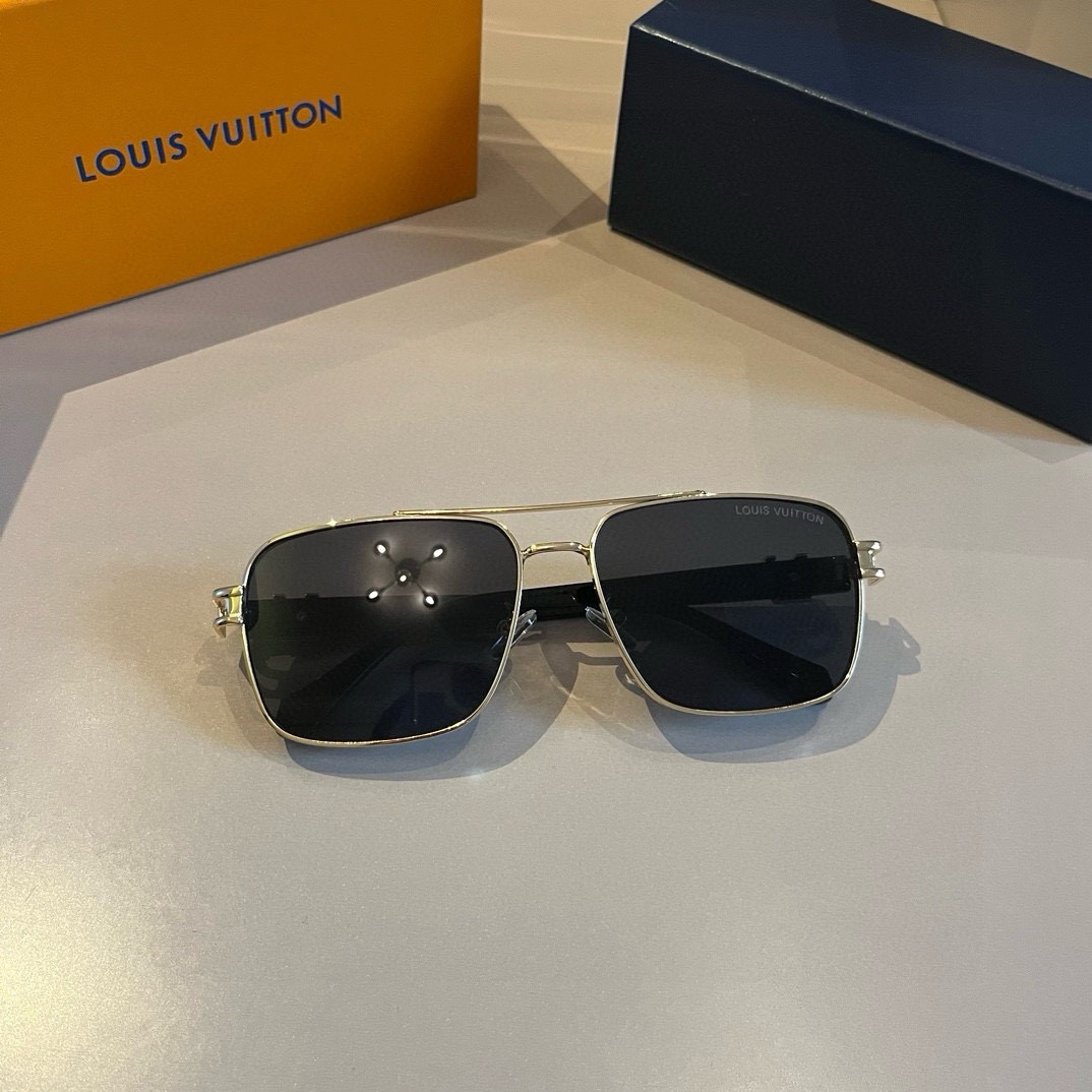 L*ouis V*uitton Glasses