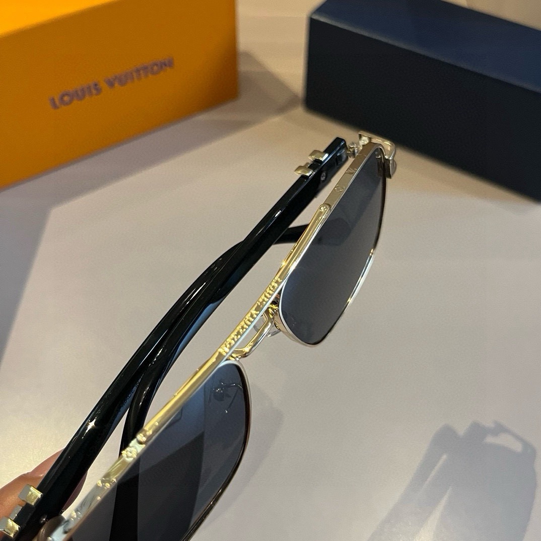 L*ouis V*uitton Glasses
