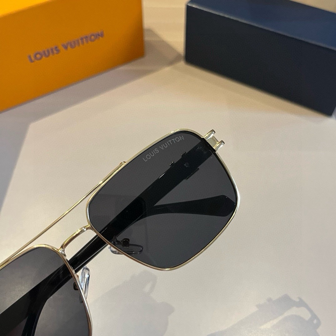 L*ouis V*uitton Glasses