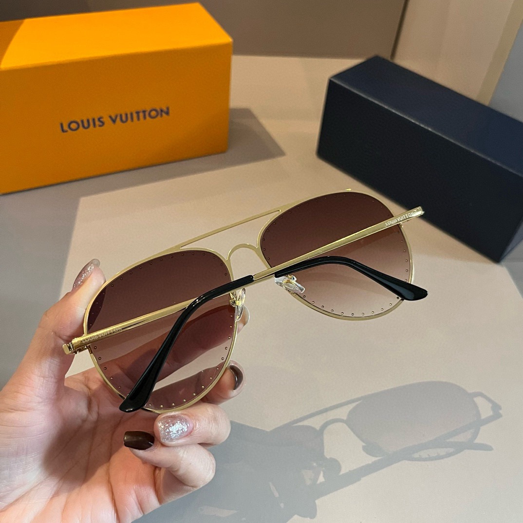 L*ouis V*uitton Glasses