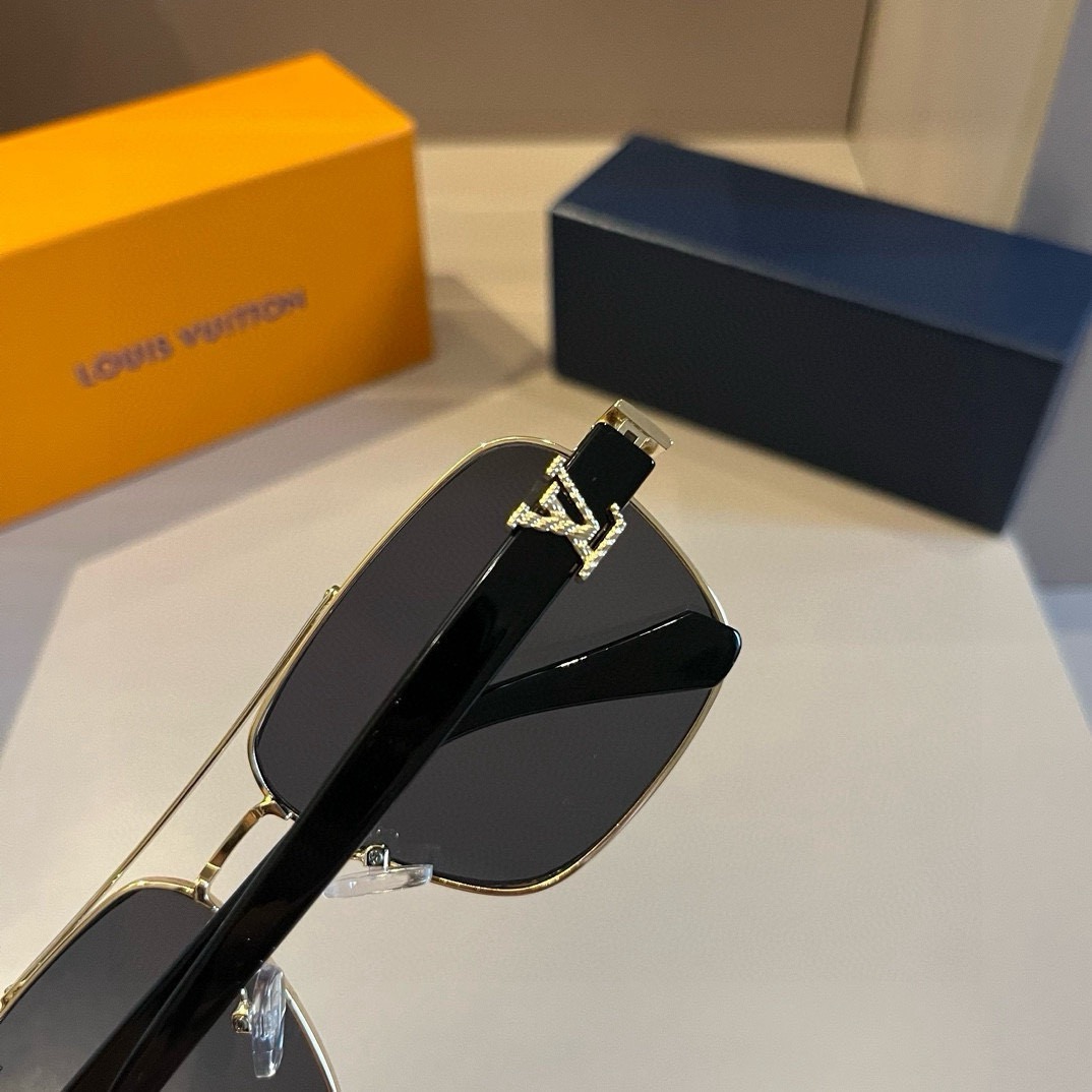 L*ouis V*uitton Glasses