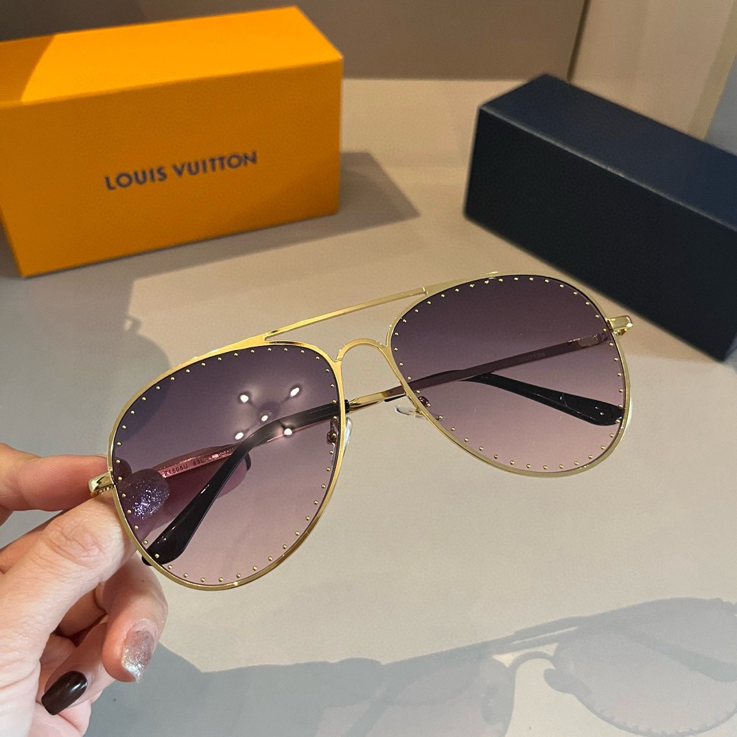 L*ouis V*uitton Glasses