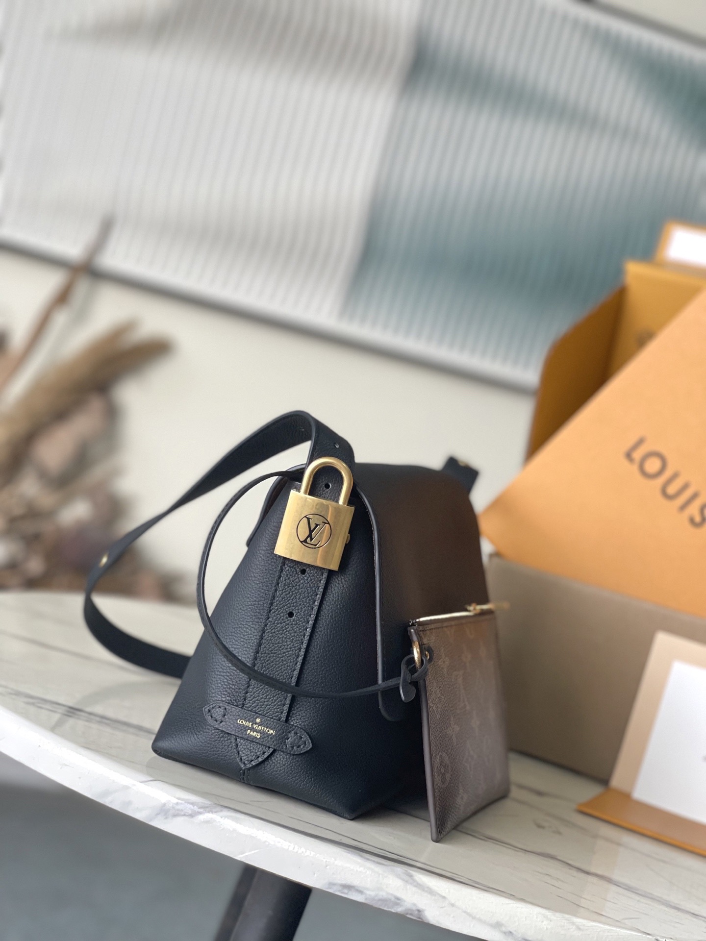 L*ouis V*uitton Top Bag