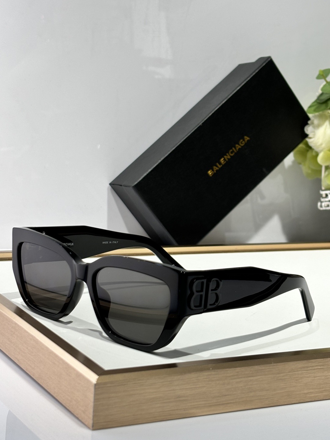 Top Quality B*alenciaga Glasses