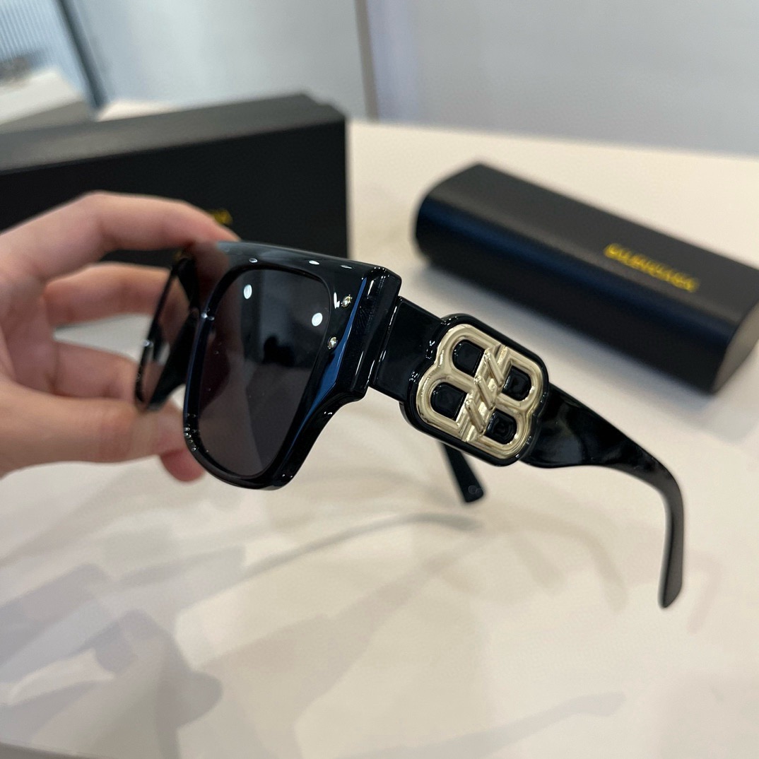 Top Quality B*alenciaga Glasses