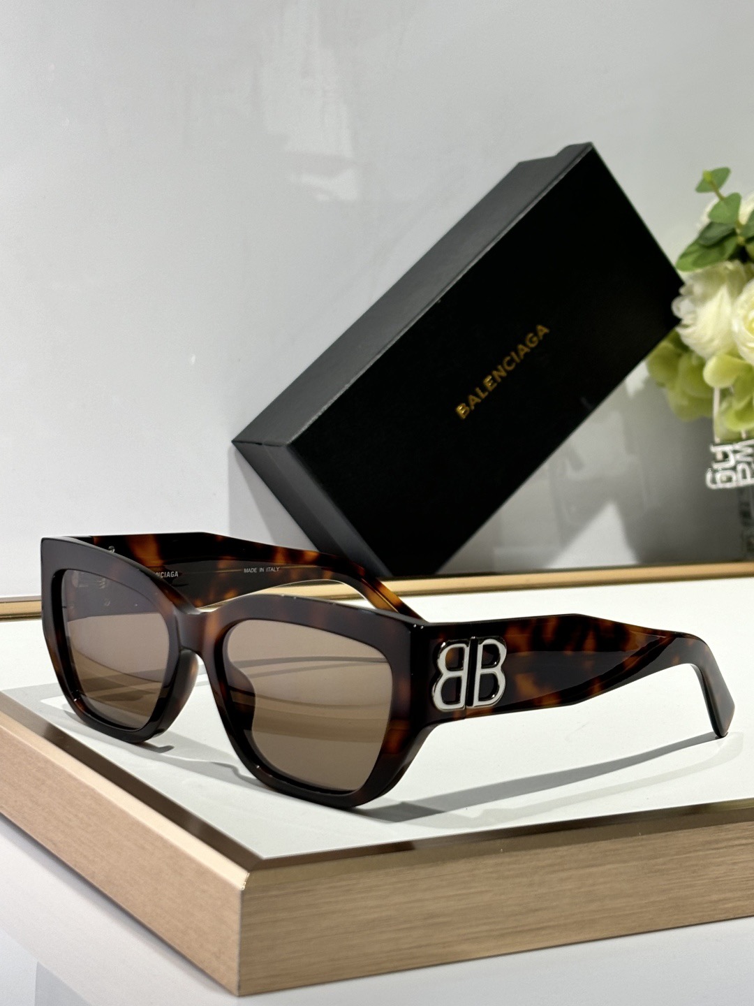 Top Quality B*alenciaga Glasses