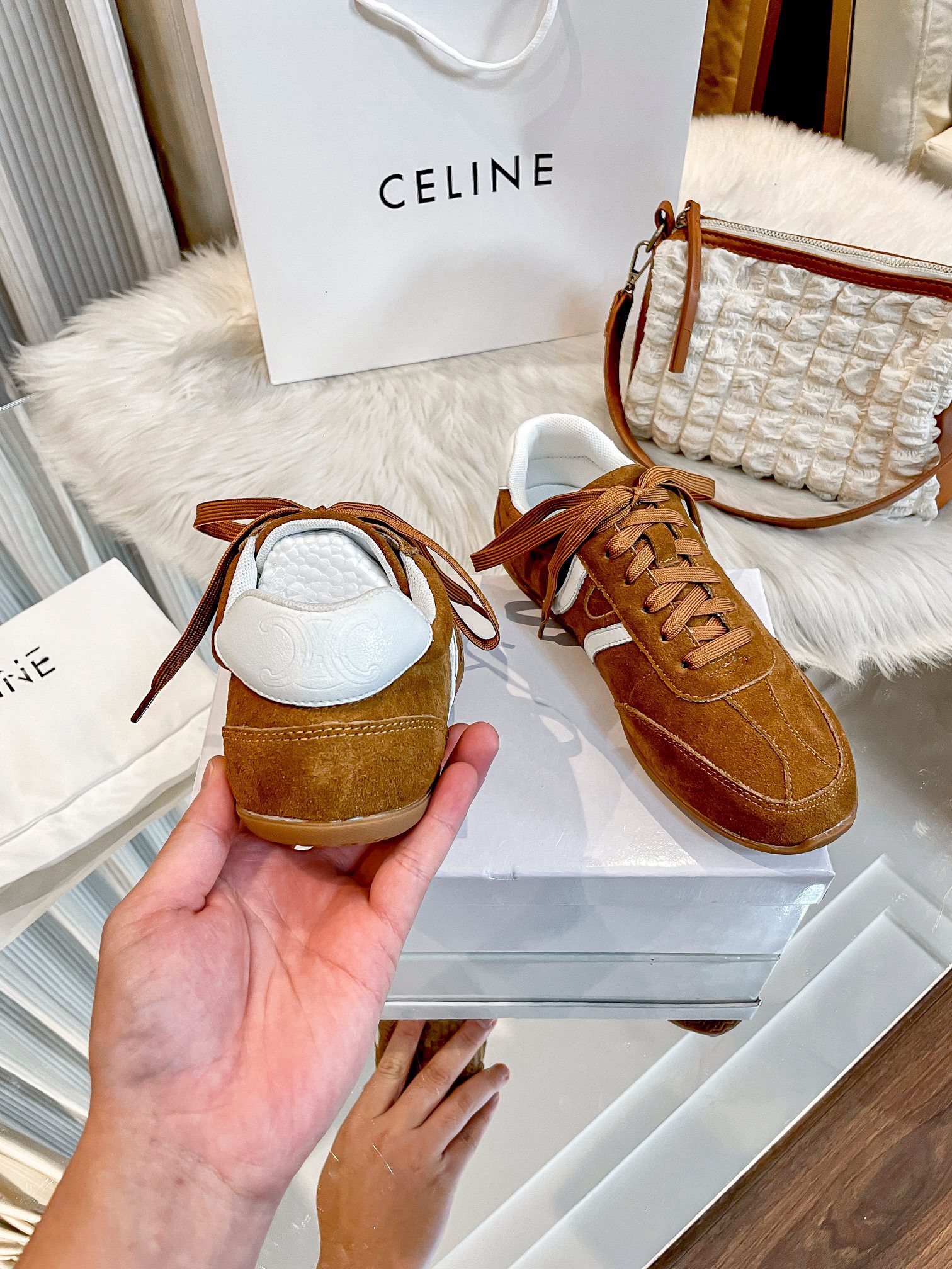 Women Top Quality C*eline shoes