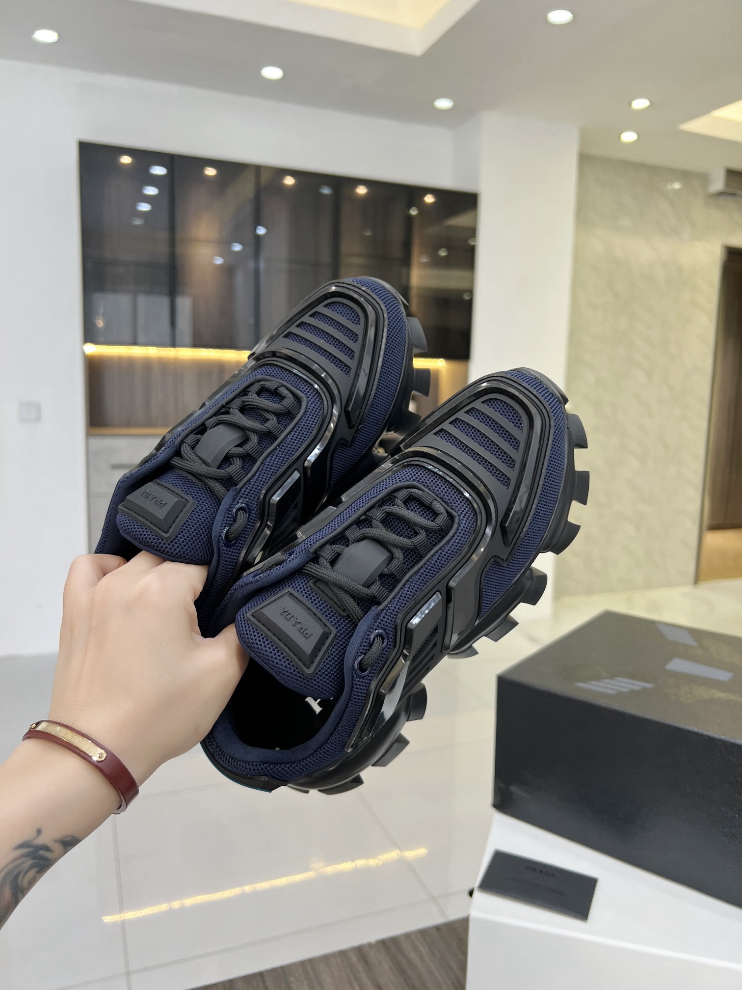Women Men Top Quality P*rada shoes