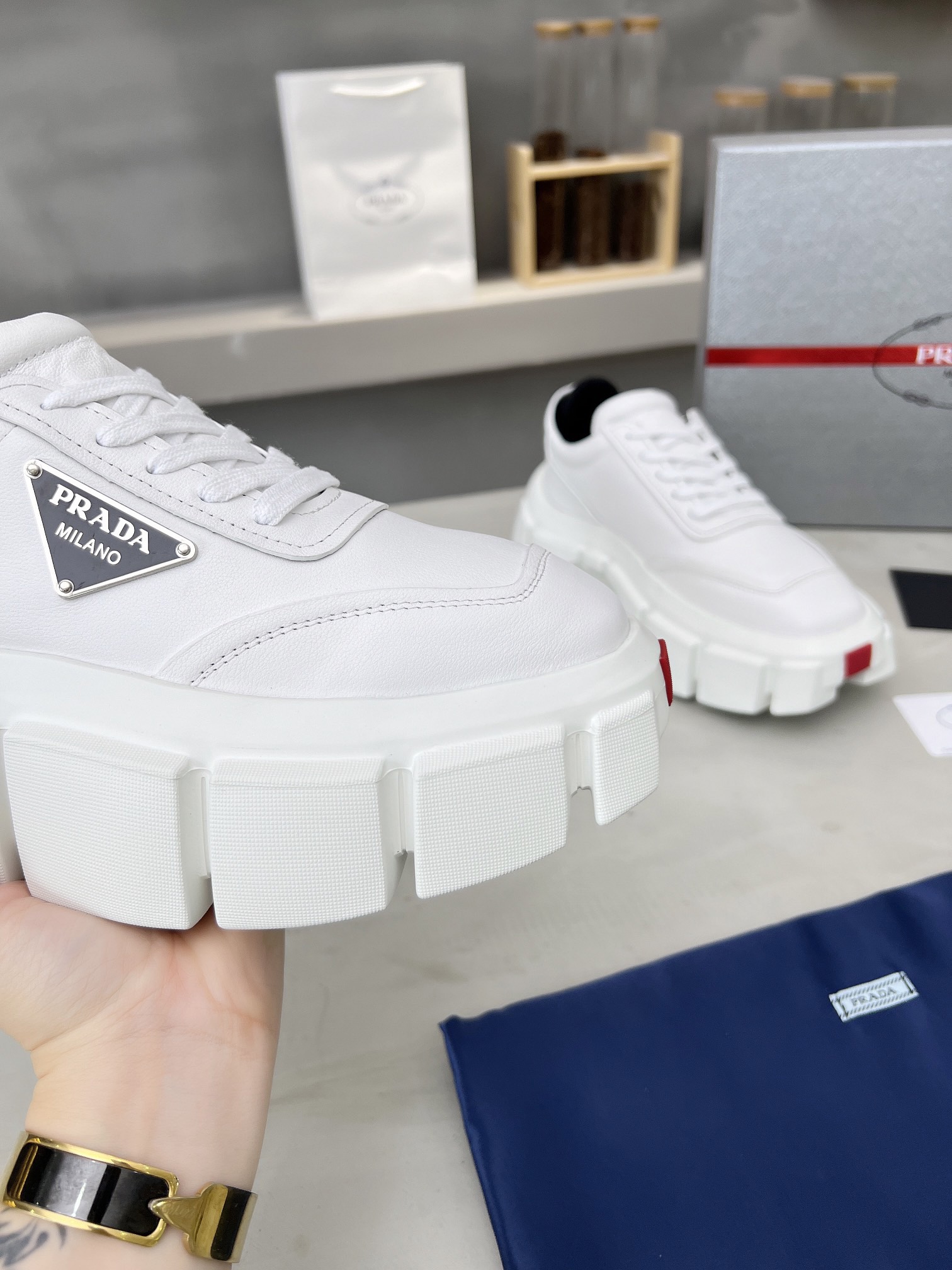 Women Men Top Quality P*rada shoes