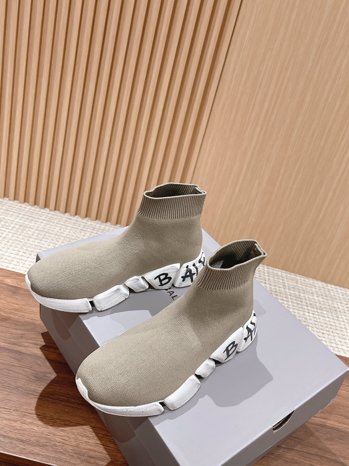 men Women size 35-45 A*lexander M*cqueen Sneaker Top Quality 1:1