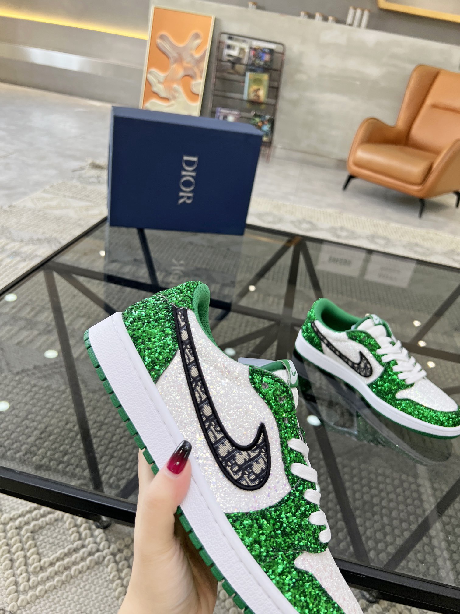 Nike Air Jordan 1